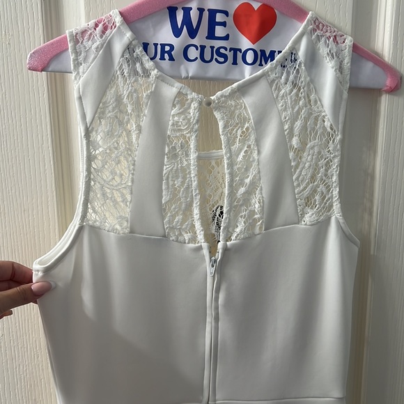 White/lace summer dress - Picture 3 of 3